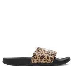 Klapki adidas. Czarne klapki adidas, bez wzorów, sportowe, bez obcasa, bez zapięcia. Za 199.99 zł.