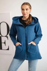 Bluza ocieplana z dłuższym tyłem i kieszeniami jeans. Bluzy KESI, l, bez wzorów, z bawełny, bez ramiączek, bez kaptura. Za 198.65 zł.