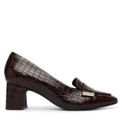 Czółenka Clarks. Brązowe czółenka Clarks, bez wzorów, bez obcasa, bez zapięcia. Za 389.99 zł.