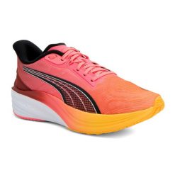 Buty do biegania PUMA Darter Pro. Czarne buty do biegania Puma, bez wzorów, bez zapięcia, do biegania. Za 259.99 zł.