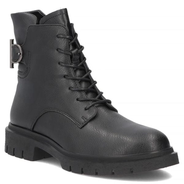 Skórzane botki damskie workery czarne Filippo DBT8018. Czarne botki Filippo, bez wzorów, ze skóry, bez obcasa, bez zapięcia. Za 259.99 zł.