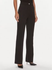 Guess Spodnie materiałowe W4RB30 WFWX2 Czarny Slim Fit. Czarne spodnie materiałowe Guess, z aplikacjami, z materiału. Za 389.99 zł.