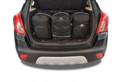 Torby Do Bagażnika Opel Mokka / Mokka X 2012-2019 3Szt Kjust. Czarne torby podróżne KJUST, bez wzorów, z kauczuku. Za 940.00 zł.