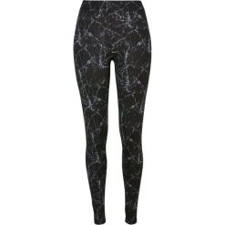 Legginsy damskie Urban Classics Soft AOP. Czarne legginsy Urban Classics, bez wzorów. Za 134.50 zł.