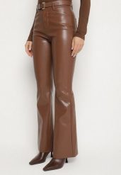 Brązowe Spodnie Dzwony z Imitacji Skóry Vebora. Brązowe jeansy Born2be, s, bez wzorów, z jeansu, eleganckie. Za 159.99 zł.
