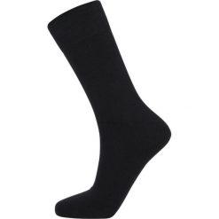 Skarpetki Endurance Capri (x3). Czarne skarpetki Endurance, bez wzorów, z bawełny. Za 84.50 zł.
