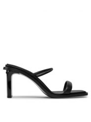 Calvin Klein Klapki Padded Curved Stil Slide 70 HW0HW01992 Czarny. Czarne klapki Calvin Klein, bez wzorów, ze skóry, bez obcasa, bez zapięcia. Za 849.99 zł.