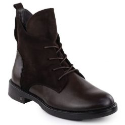 Botki zamszowe damskie czekoladowe Potocki 12080. Brązowe botki POTOCKI, bez wzorów, ze skóry ekologicznej, eleganckie, bez obcasa, bez zapięcia. Za 189.99 zł.
