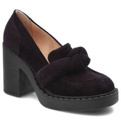 Fioletowe Półbuty Simen Skórzane Eleganckie Buty Na Obcasie. Fioletowe półbuty wsuwane Simen, bez wzorów, biznesowe, bez obcasa, na obcasie. Za 359.99 zł.