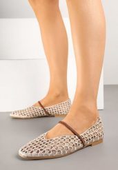 Ciemnobeżowe Balerinki Boho z Szydełkową Cholewką z Paskiem Vocele. Brązowe baleriny Born2be, bez wzorów, boho, bez obcasa, bez zapięcia. Za 79.99 zł.