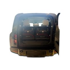 Torby Do Bagażnika Land Rover Defender 90 Mhev 2019+ 2Szt Kjust. Czarne torby podróżne KJUST, bez wzorów. Za 521.00 zł.