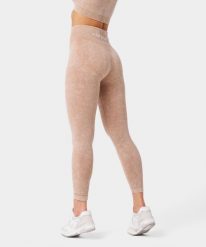 Legginsy Bezszwowe sportowe dla kobiet Carpatree Yasmine z wysokim stanem. Brązowe legginsy Carpatree, bez wzorów, z materiału, sportowe. Za 159.99 zł.