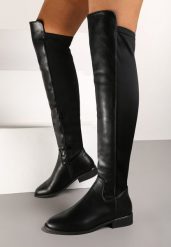 Czarne Ocieplane Kozaki Muszkieterki na Płaskiej Podeszwie Temirion. Czarne kozaki Born2be, bez wzorów, z jeansu, eleganckie, bez obcasa, na płaskiej podeszwie, bez zapięcia. Za 139.99 zł.