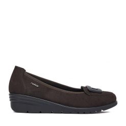 Półbuty Rieker. Brązowe półbuty wsuwane Rieker, bez wzorów, bez obcasa, na koturnie. Za 319.99 zł.