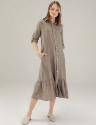 Rozpinana sukienka z lnu. Brązowe sukienki Unisono, l, bez wzorów, klasyczne, bez kołnierzyka, bez ramiączek, rozkloszowane. Za 239.00 zł.