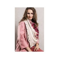 WIELOFUNKCYJNY ZAPINANY SZAL PINK. Czerwone szaliki i kominy Cadoaccessories, z dzianiny, biznesowe. Za 169.00 zł.
