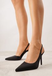 Czarne Casualowe Sandały na Szpilce Typu Slingback Lamigonia. Czarne sandały Renee, bez wzorów, eleganckie, bez obcasa, na obcasie, bez zapięcia. Za 119.99 zł.