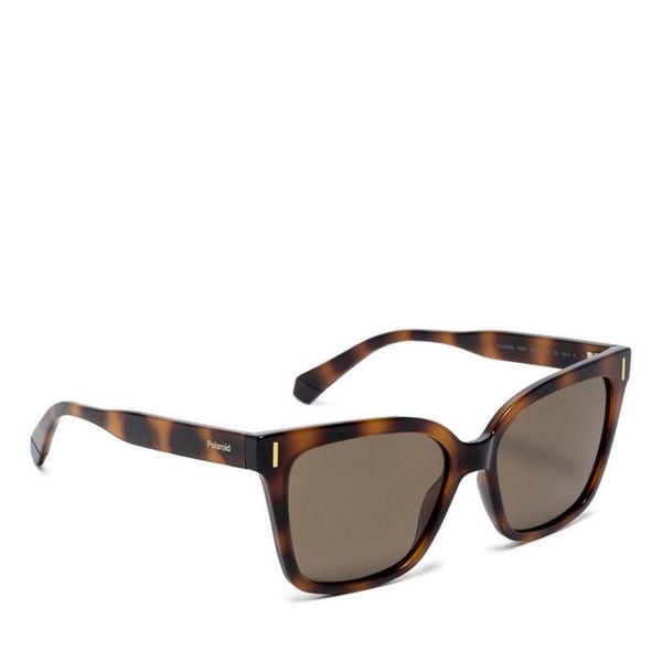 Okulary przeciwsłoneczne Polaroid. Brązowe okulary przeciwsłoneczne Polaroid, bez wzorów. Za 199.99 zł.