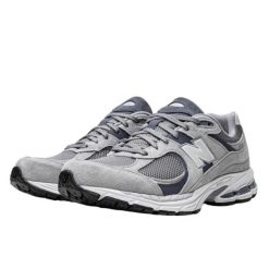 Buty do chodzenia dla dorosłych New Balance 2002R Steel Lead. Szare buty do biegania New Balance, bez wzorów, ze skóry, bez zapięcia, do biegania. Za 770.99 zł.