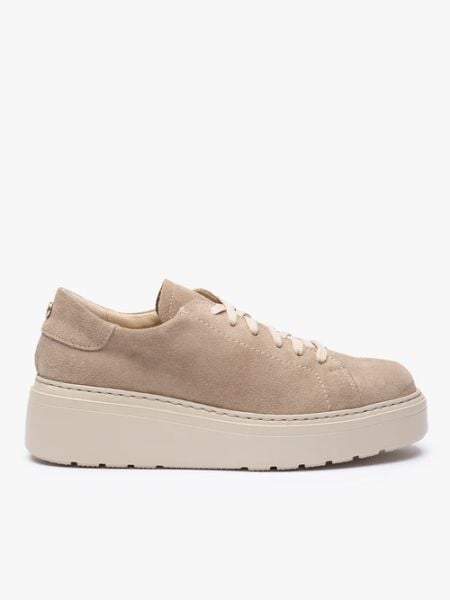Beżowe półbuty sportowe na platformie. Brązowe buty sportowe lifestyle Ryłko, bez wzorów, ze skóry, sportowe, z okrągłym noskiem, bez obcasa, na platformie. Za 449.99 zł.