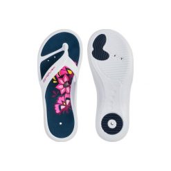 Japonki basenowe TONGA SFP 500 damskie. Niebieskie japonki NABAIJI, bez wzorów, z kauczuku. W wyprzedaży za 39.99 zł.