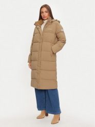 Guess Płaszcz zimowy W4BL26 WGII2 Beżowy Regular Fit. Brązowe płaszcze Guess, na zimę, xl, z aplikacjami, z syntetyku, bez kaptura. Za 949.99 zł.