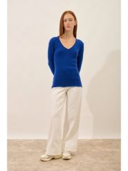 Just Cashmere Kaszmirowy sweter "Abby" w kolorze niebieskim rozmiar: XL. Niebieskie swetry Just Cashmere, xl, bez wzorów, z kaszmiru, bez ramiączek. Za 456.99 zł.