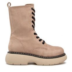 Botki DeeZee. Brązowe botki DeeZee, bez wzorów, bez obcasa, na płaskiej podeszwie, bez zapięcia. Za 159.99 zł.