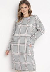 Szara Pudełkowa Sukienka Dzianinowa w Szeroką Kratę Plomiba. Szare sukienki Born2be, l, bez wzorów, z dzianiny, bez kołnierzyka, plus size, bez ramiączek, midi. W wyprzedaży za 118.99 zł.