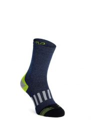 Skarpety turystyczne CMP Trekking Sock Low Microlon. Niebieskie skarpetki CMP, bez wzorów, z materiału. Za 54.39 zł.