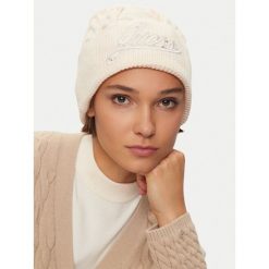 Czapka Guess. Czapki zimowe Guess, z aplikacjami. Za 199.99 zł.