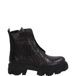 TŁOCZONE BOTKI 9839 BLACK. Czarne botki Venezia, bez wzorów, ze skóry, bez obcasa, bez zapięcia. Za 269.00 zł.