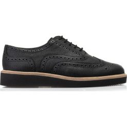 Clarks Półbuty damskie Clarks Baille Brogue 26157414. Półbuty wsuwane Clarks, bez wzorów, bez obcasa. Za 405.90 zł.
