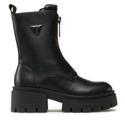 Botki Guess. Czarne botki Guess, z aplikacjami, bez obcasa, na płaskiej podeszwie, bez zapięcia. Za 749.99 zł.