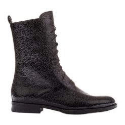 Marco Shoes Botki Georgia czarne. Czarne botki bez wzorów, bez obcasa, bez zapięcia. Za 519.00 zł.