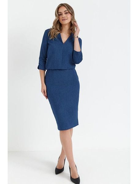 Made of emotion Sukienka w kolorze niebieskim rozmiar: L. Niebieskie sukienki Made Of Emotion, na co dzień, l, bez wzorów, z bawełny, bez kołnierzyka, bez ramiączek, midi, proste. Za 153.34 zł.