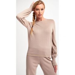 Sweter wełniany ARMANI EXCHANGE. Brązowe swetry Armani Exchange, xs, bez wzorów, z wełny, bez ramiączek. W wyprzedaży za 305.40 zł.