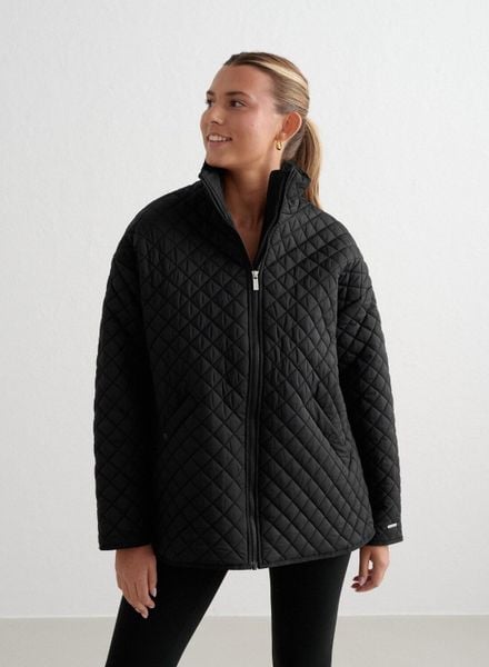 Damska kurtka pikowana, hydrofobowa, oversize czarna. Czarne kurtki AIM'N, s, bez wzorów, z materiału, biznesowe, bez kaptura. Za 805.00 zł.