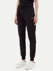 EA7 Emporio Armani Spodnie dresowe 7W000082 AF13135 UC001 Czarny Regular Fit. Czarne spodnie dresowe EA7 Emporio Armani, bez wzorów, z bawełny. Za 319.99 zł.