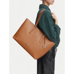 Torebka Nine West. Brązowe shopper bag Nine West, bez wzorów, bez dodatków. Za 449.99 zł.