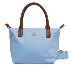 Torebka Tommy Hilfiger. Niebieskie torebki klasyczne Tommy Hilfiger, bez wzorów, klasyczne, bez dodatków. Za 369.99 zł.