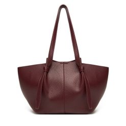 Torebka Call It Spring. Czerwone torebki klasyczne Call it Spring, bez wzorów, bez dodatków. Za 219.99 zł.