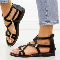 Czarne płaskie sandały damskie Filippo Ds6912/26. Czarne sandały Filippo, bez wzorów, ze skóry, biznesowe, bez obcasa, na płaskiej podeszwie, bez zapięcia. Za 179.00 zł.