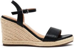 Obuwie damskie Gioseppo ZHEPE Black (71700-P-Black). Czarne buty treningowe Gioseppo, bez wzorów, bez zapięcia. Za 209.00 zł.