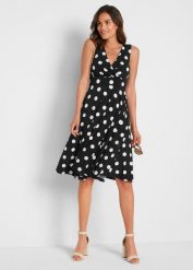 Sukienka shirtowa w groszki. Zielone sukienki bonprix, bez wzorów, bez kołnierzyka, bez ramiączek, dopasowane. Za 144.99 zł.