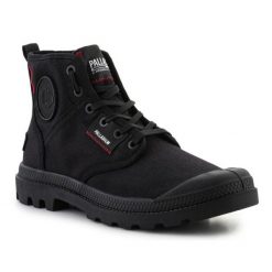 Buty Palladium Pampa Hi Patch 79117-008-M czarne. Czarne buty treningowe z aplikacjami, z bawełny, bez zapięcia, trekkingowe. Za 599.46 zł.