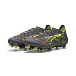 Buty piłkarskie ULTRA 5 ULTIMATE FG PUMA. Czerwone buty do biegania Puma, bez wzorów, bez zapięcia, do biegania. W wyprzedaży za 449.99 zł.