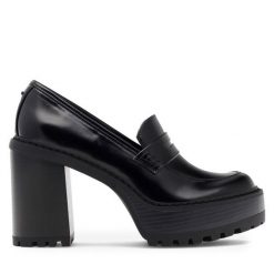 Półbuty Nine West. Czarne półbuty wsuwane Nine West, bez wzorów, bez obcasa, na obcasie. Za 229.99 zł.