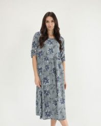 Luźna sukienka midi. Szare sukienki Unisono, l, bez wzorów, z wiskozy, bez kołnierzyka, bez ramiączek, midi. Za 239.00 zł.