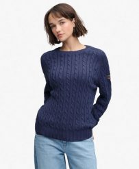 Superdry Luźny sweter w warkocze z bawełny organicznej – SOFT NAVY. Niebieskie swetry Superdry, bez wzorów, z bawełny, eleganckie, bez ramiączek. Za 322.25 zł.